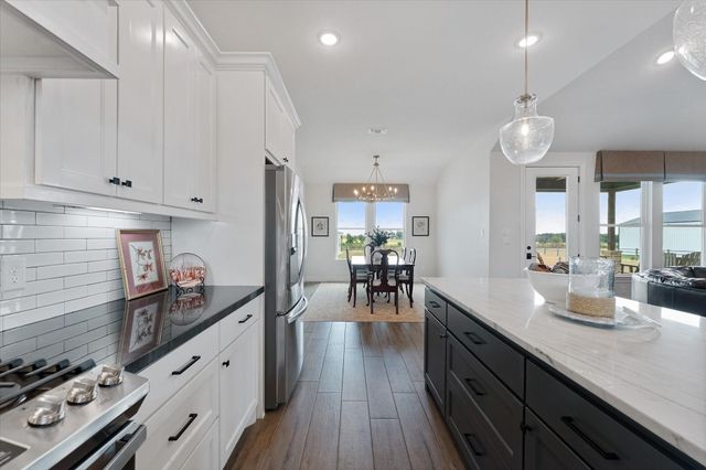 153 Randi Road, Bellville, TX 77418