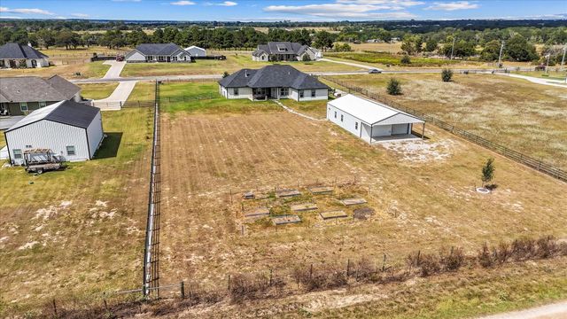 153 Randi Road, Bellville, TX 77418