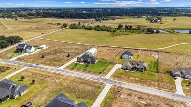 153 Randi Road, Bellville, TX 77418