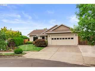 4045 SABRENA Ave, Eugene, OR 97404