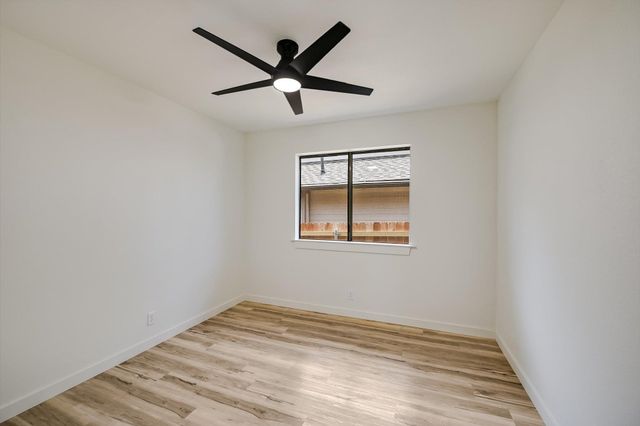 1157 Lago Vista ST, San Marcos, TX 78666