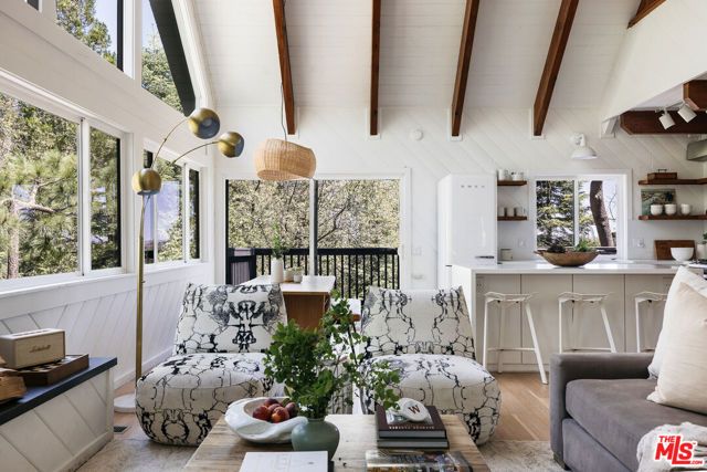 26270 Augusta Drive, Lake Arrowhead, CA 92352