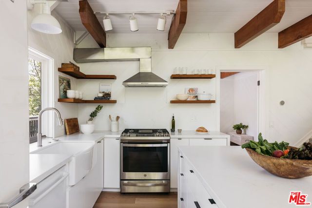 26270 Augusta Drive, Lake Arrowhead, CA 92352