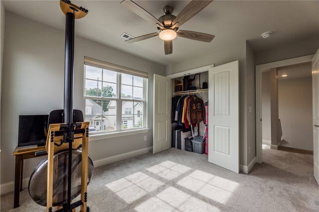 2101 SW Poppy Street, Bentonville, AR 72713