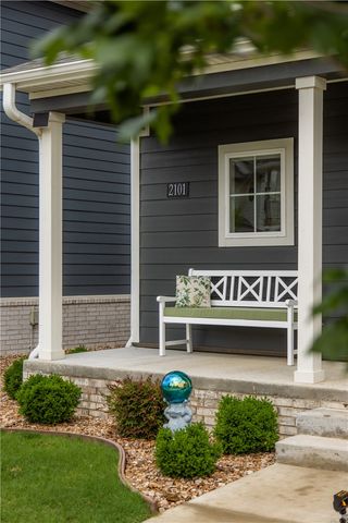 2101 SW Poppy Street, Bentonville, AR 72713