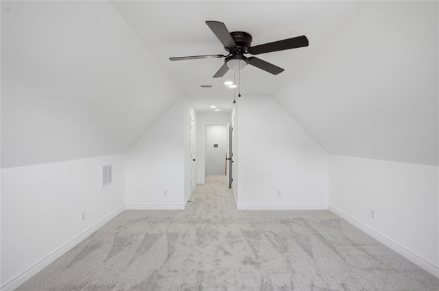 462 Carriage Trail, Conroe, TX 77316