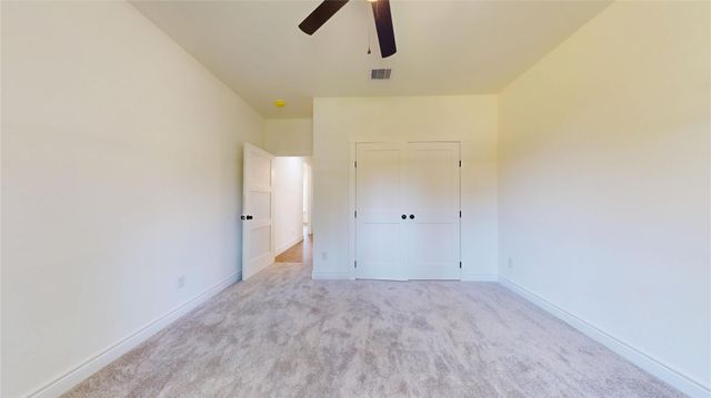 462 Carriage Trail, Conroe, TX 77316