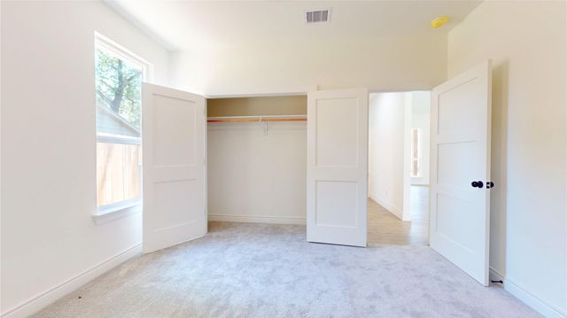 462 Carriage Trail, Conroe, TX 77316