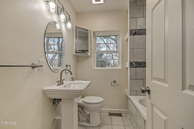 5 Birch Street, Bristol, TN 37620