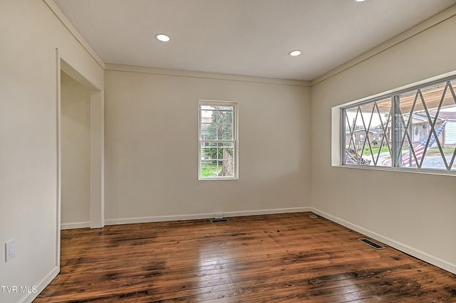 5 Birch Street, Bristol, TN 37620