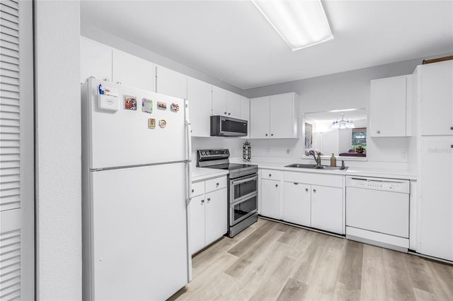 149 WILD PALM DRIVE 149, Bradenton, FL 34210