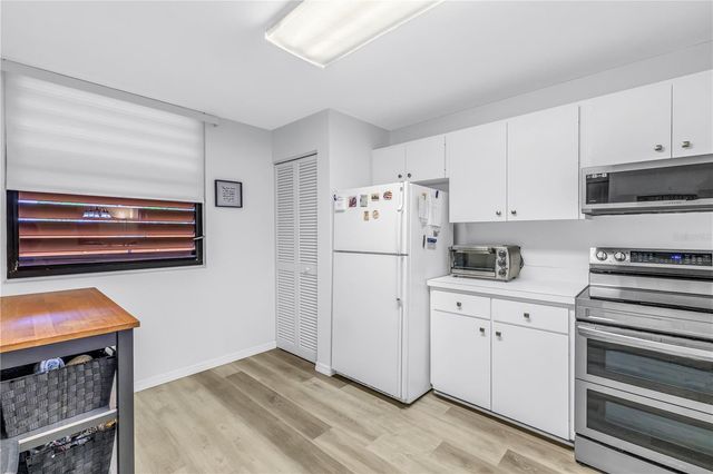 149 WILD PALM DRIVE 149, Bradenton, FL 34210