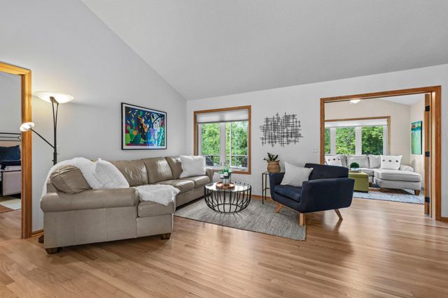 6514 Chadwick Court, Savage, MN 55378