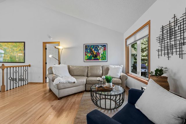 6514 Chadwick Court, Savage, MN 55378