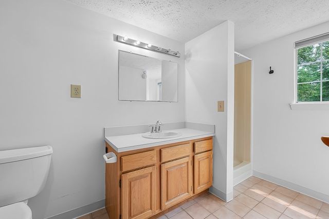 54 Voyagers Ln 54, Ashland, MA 01721