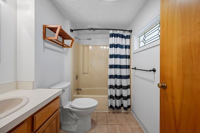 54 Voyagers Ln 54, Ashland, MA 01721