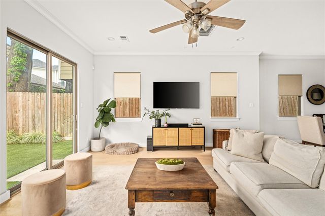 1432 Prince Street A, Houston, TX 77008