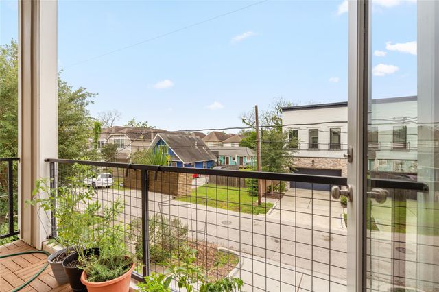 1432 Prince Street A, Houston, TX 77008