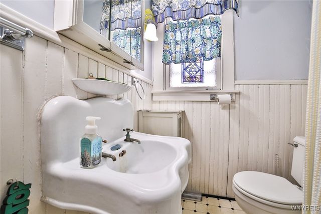 50 Gualbert Avenue, Cheektowaga, NY 14211