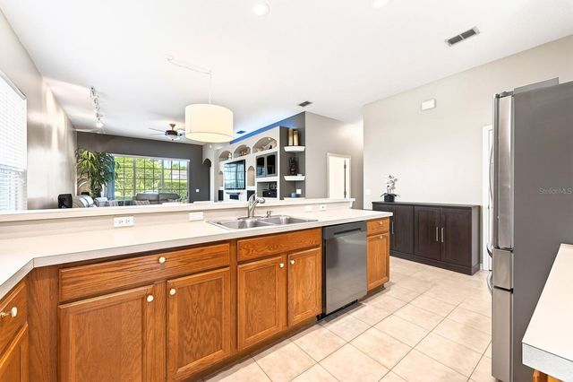990 RIDGEMOUNT PLACE, Lake Mary, FL 32746
