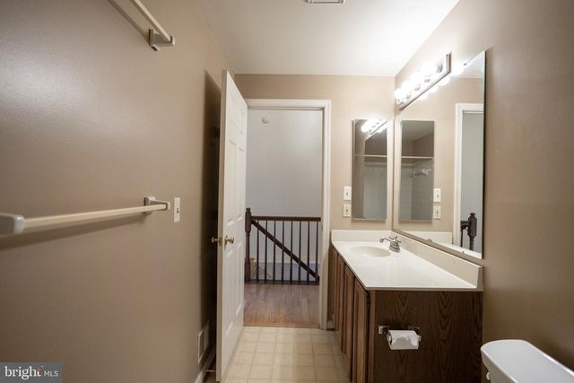 9775 MOCK ORANGE CT, Manassas, VA 20110