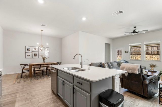 4122 Ellinger Drive, Heath, TX 75126