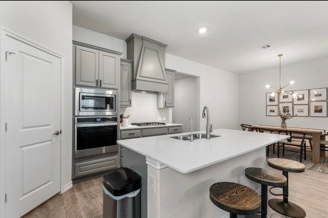 4122 Ellinger Drive, Heath, TX 75126