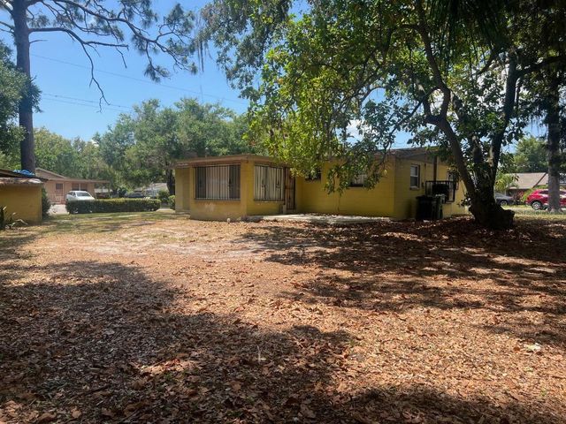 5011 N 39TH STREET, Tampa, FL 33610