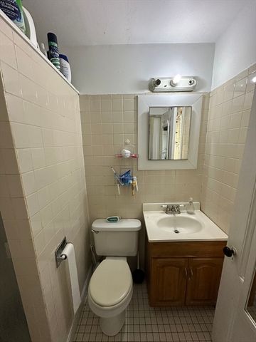 65 Howard Street 1, Cambridge, MA 02139