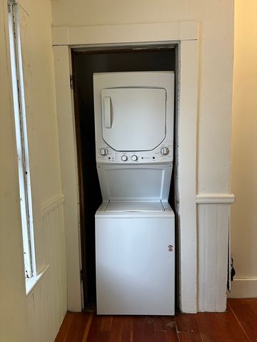 65 Howard Street 1, Cambridge, MA 02139