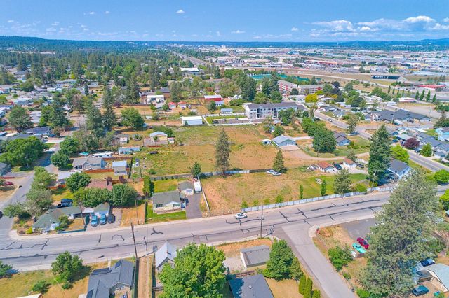 512 S Thierman Rd, Spokane Valley, WA 99212