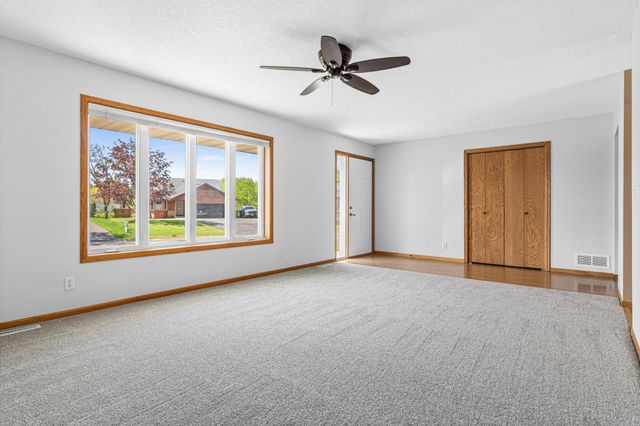 3745 121st Lane NW, Coon Rapids, MN 55433