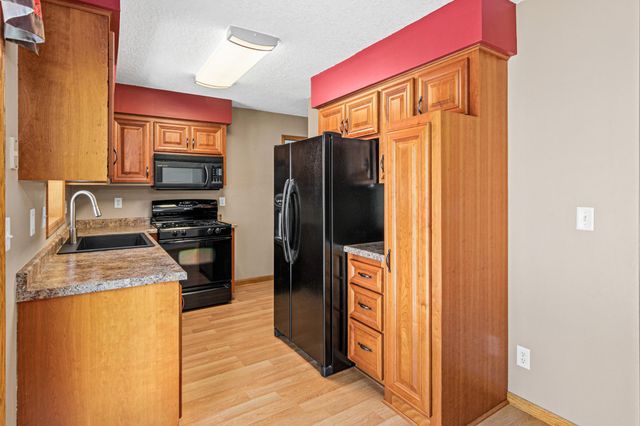 3745 121st Lane NW, Coon Rapids, MN 55433