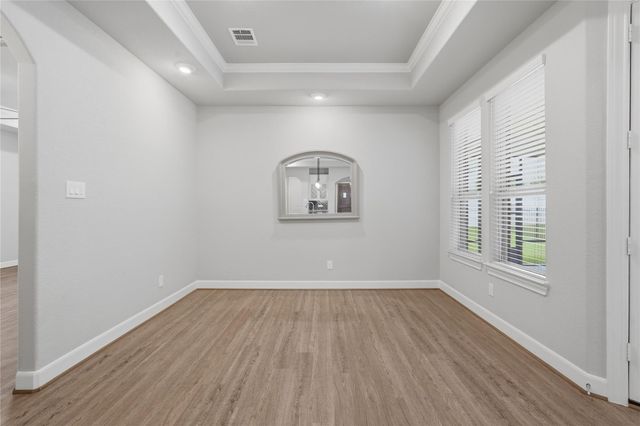 5757 Lakeside Villas Court, Conroe, TX 77304