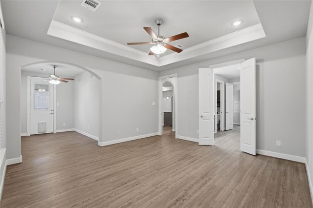 5757 Lakeside Villas Court, Conroe, TX 77304