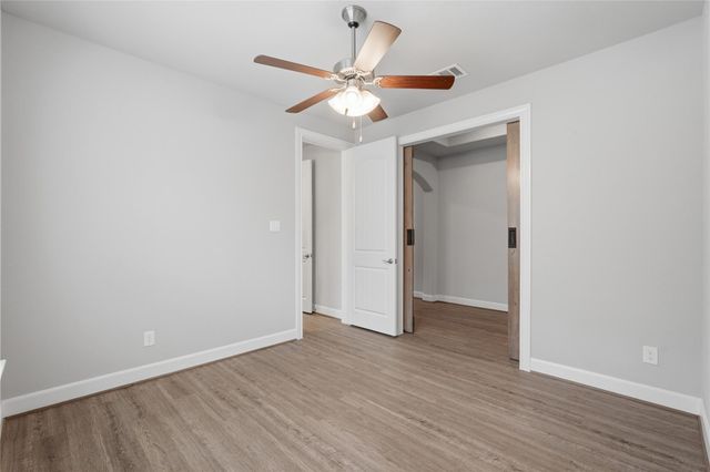 5757 Lakeside Villas Court, Conroe, TX 77304