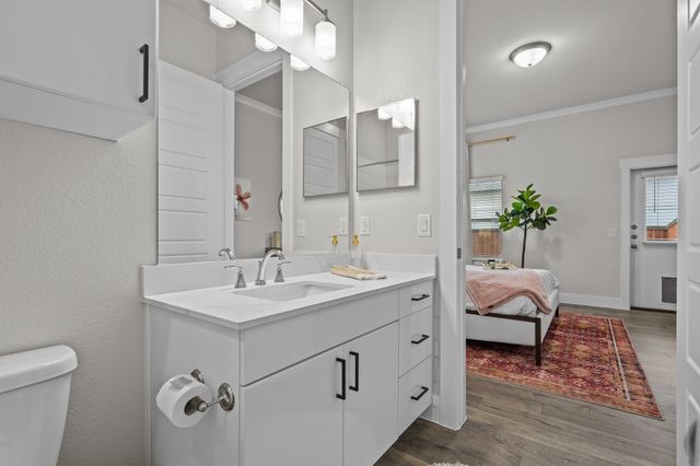 3272 Ganzer Road W 415B, Denton, TX 76207
