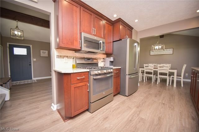 4749 Wolff Drive, Brunswick, OH 44212