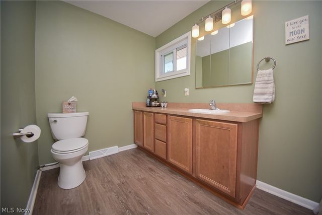 4749 Wolff Drive, Brunswick, OH 44212