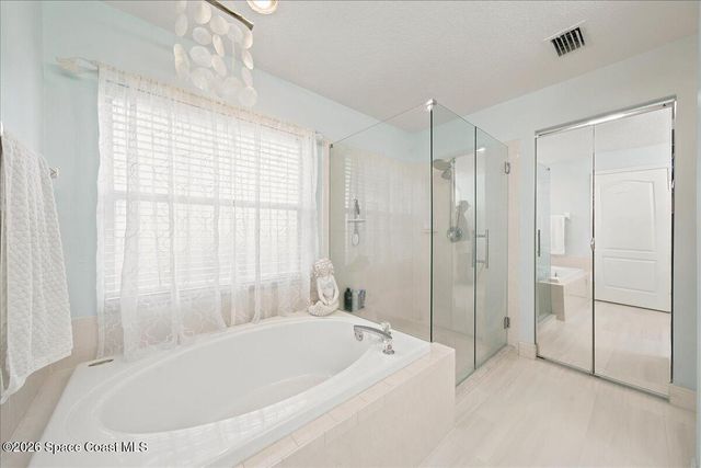 882 Wood Creek Drive, Melbourne, FL 32901