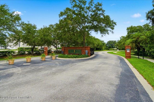 882 Wood Creek Drive, Melbourne, FL 32901