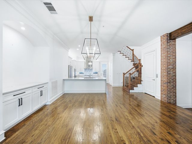 163 Summit Avenue, Southlake, TX 76092
