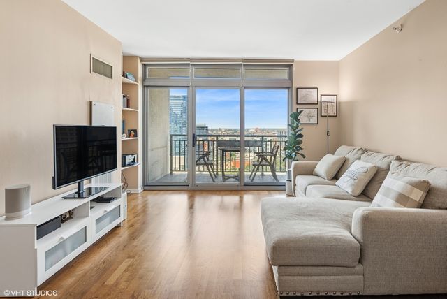 125 S Jefferson Street 2110, Chicago, IL 60661
