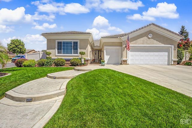 13802 Summit Village Road, Bakersfield, CA 93306