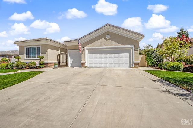 13802 Summit Village Road, Bakersfield, CA 93306