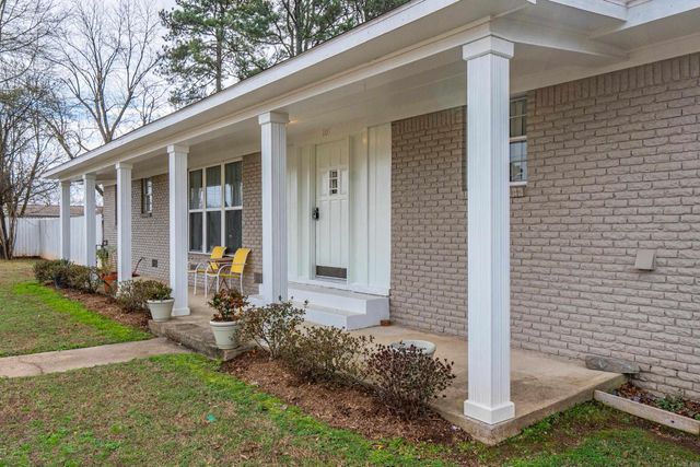 101 Carmen Street, Hot Springs, AR 71913