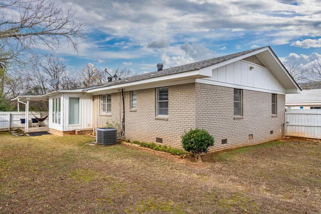 101 Carmen Street, Hot Springs, AR 71913