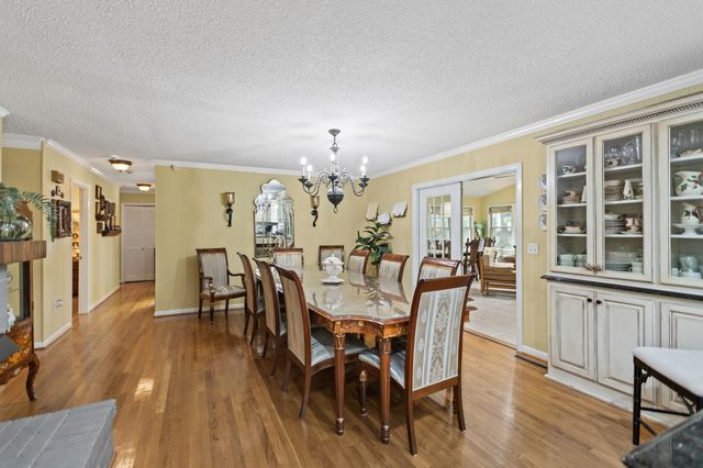 112 Hamilton Ln, Tullahoma, TN 37388