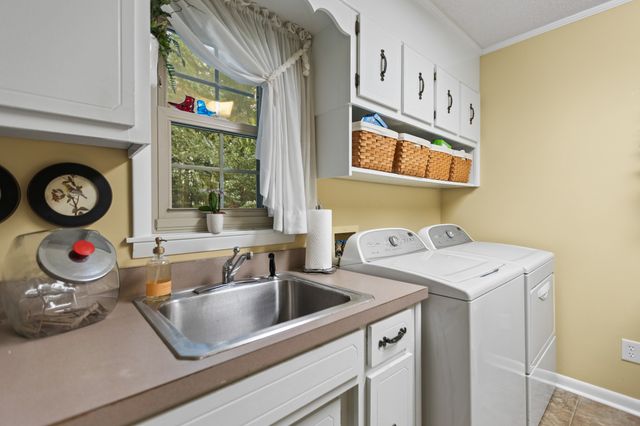 112 Hamilton Ln, Tullahoma, TN 37388