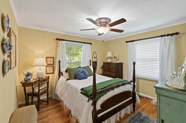 112 Hamilton Ln, Tullahoma, TN 37388